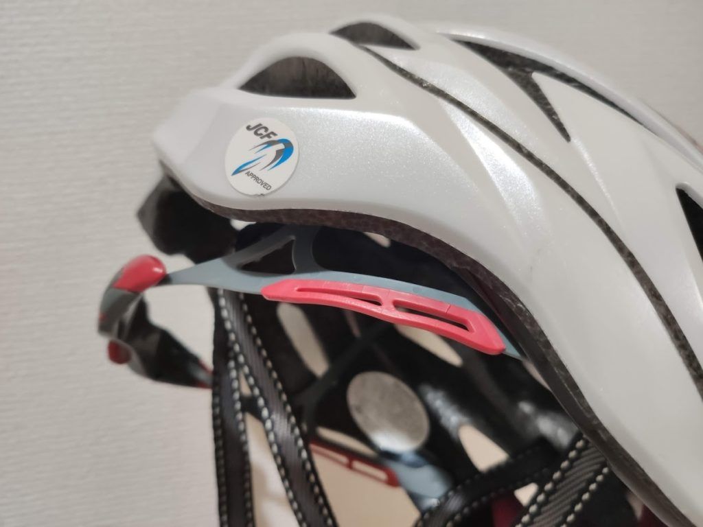レビュー】OGK KABUTO FLAIR（フレアー） ～実測176gの軽量ヘルメット 